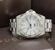 Gucci Dive Quartz White Dial Silver Steel Strap Watch for Men - YA136302